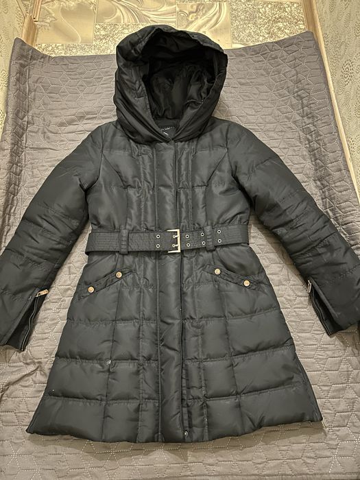 Зимовий пуховик Zara