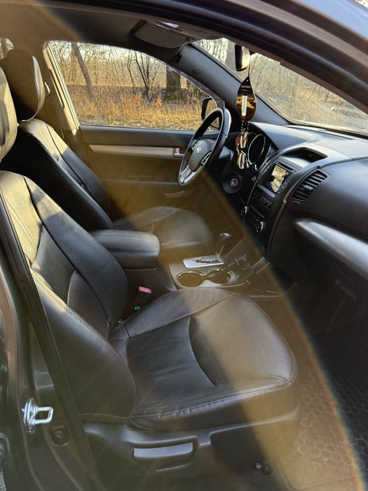 Kia Sorento 2010 VIN KNAKU811BB5110413 фото оголошення 7 з 9