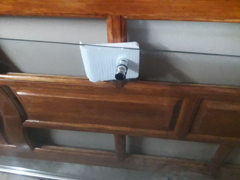 Двери стеклянные