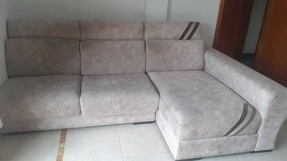 Sofá modular com chaise longue
