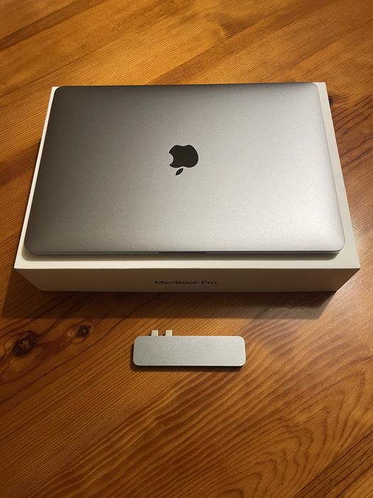 MacBook 13 PRO 2018