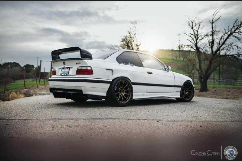 Felony 50mm BMW 3 e36 Coupe Przody + tyły komplet