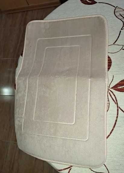 Коврик в ванную, новый