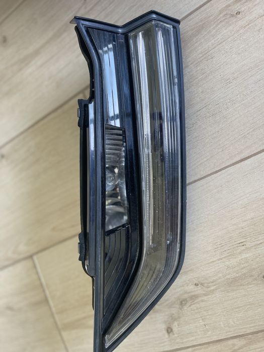 Продам задні фонарі Хонда СРВ гібрид 2021