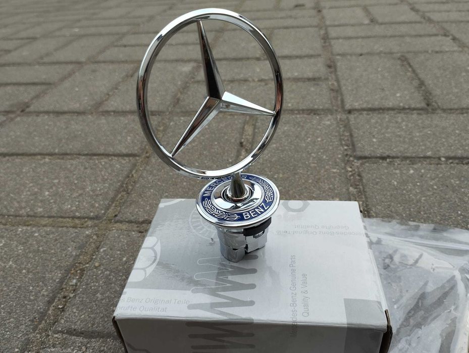 Znaczek CELOWNIK Mercedes Gwiazda na maskę Emblemat W204 W211 W220