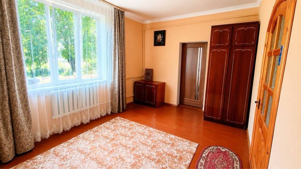 Продаж цегляного будинку, готового до заселенн,  площею 102 м2, в с. Оболоння