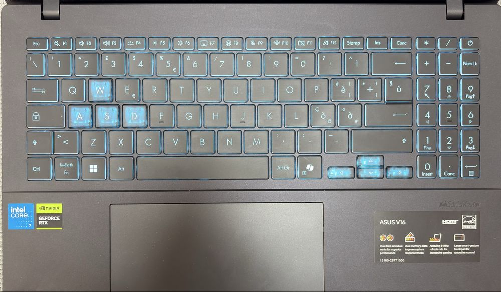 Portátil Asus Intel Core 7 240H | RTX 5050 | 1TB M.2 | 144Hz | Loja