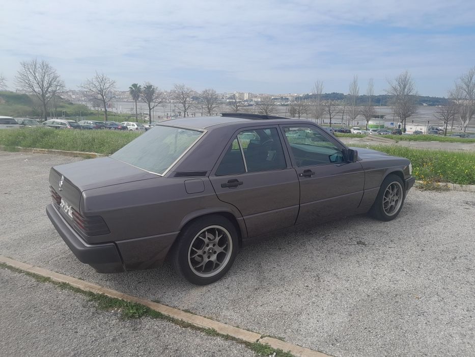 Mercedes 190d impecável