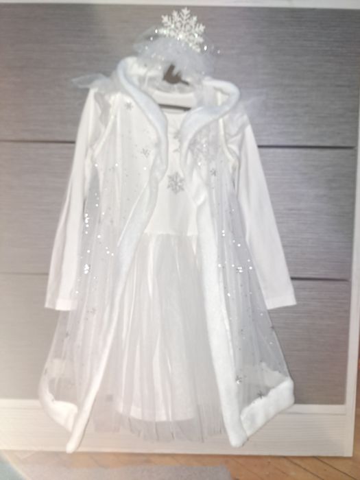 Новорічна сукня з накидка і обруч