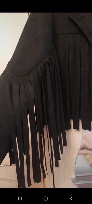 Kurteczka ramoneska z frędzlami czarna s/m/L