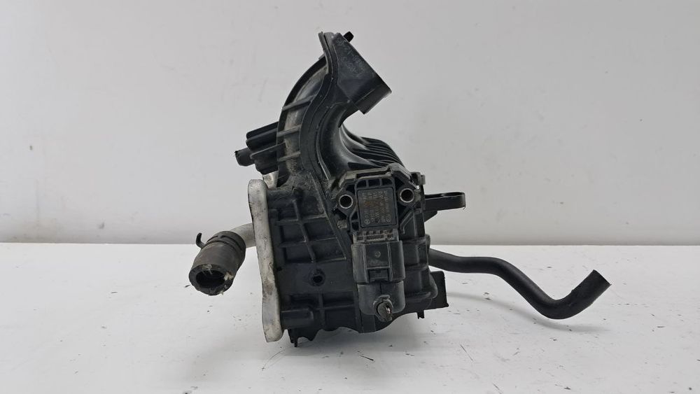 Коллектор Volkswagen Polo 1.0 TSI 2019 04C129709E