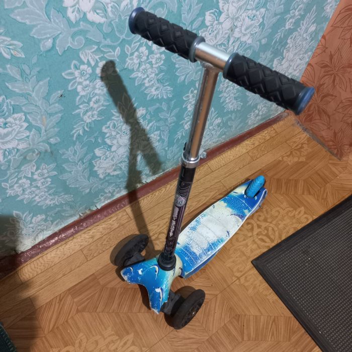 Самокат детский трехколесный