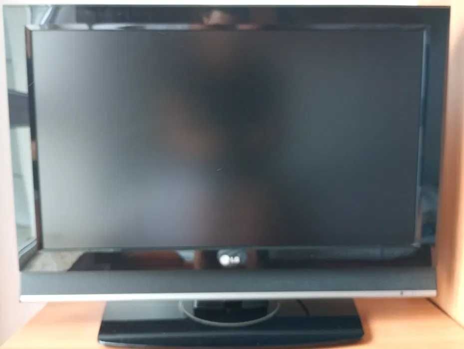 0Telewizor lg 32LC42 (SPRAWNY)