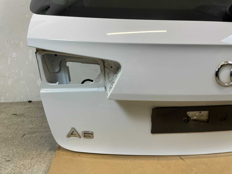 Klapa bagaznika Audi A6 C7 kombi avant  LY9C