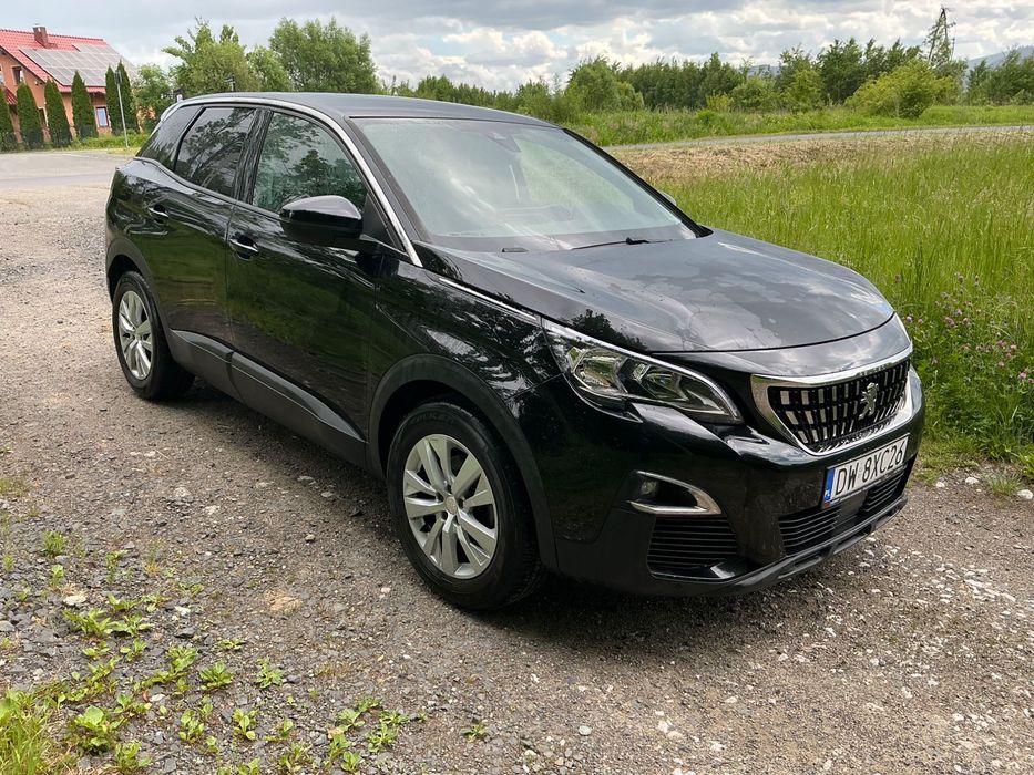 Peugeot 3008 BlueHDi 130 Start & Stop EAT8 Active Business-Paket 2019 rok