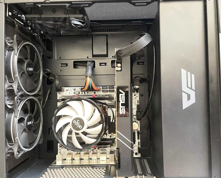 Komputer gamingowy / GTX 1070 / 16GB RAM / SSD 256gb