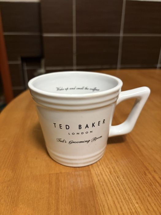 Керамічна чашка Ted baker