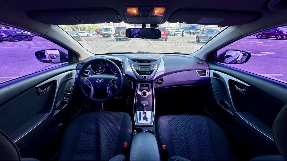 Hyundai Elantra MD 2012 1.8 AT газ/бензин, офіційна, без вкладень