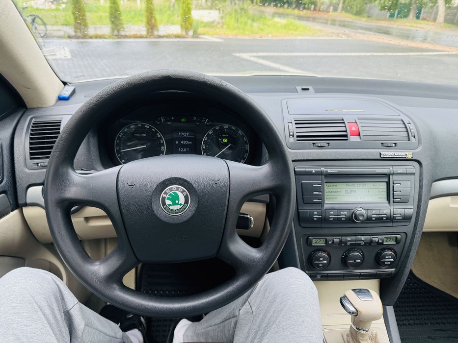 Продам Skoda Octavia A5 2005 рік 2.0 FSI Автомат в хорошому стані!
