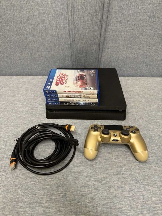 Приставка Playstation 4 slim 1Tb / 1 Геймпада! + Диски / Стан 10/8