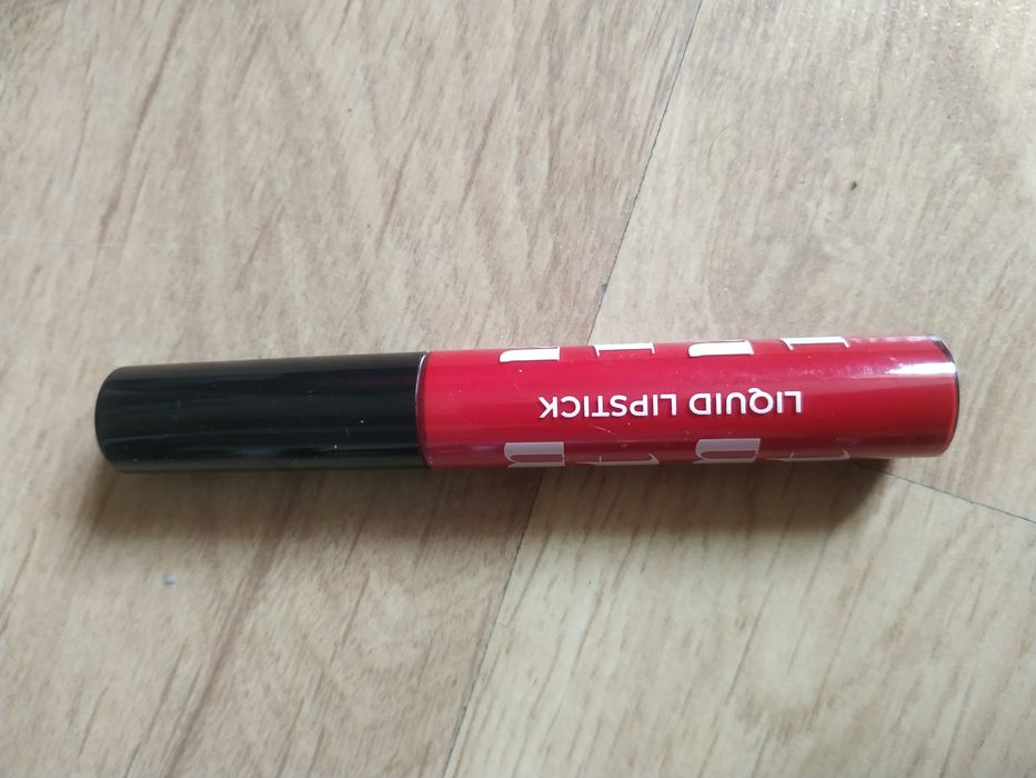 Nowa matująca pomadka.