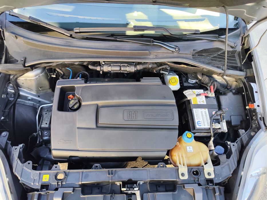 Fiat Punto Evo 1.4 16v Caixa de 6 vel. - 2010