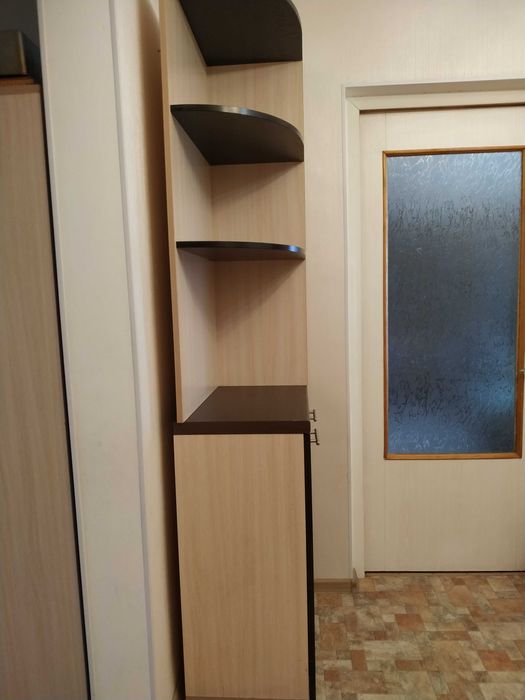 Шафи для офісу, квартири