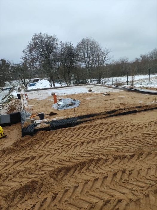 Usługi koparko ładowarką, roboty ziemne, szamba betonowe, piwnice