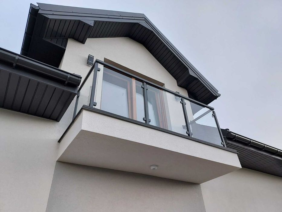 Balustrady z montażem szklane, nierdzewne, ze stali. INOX-FORCE