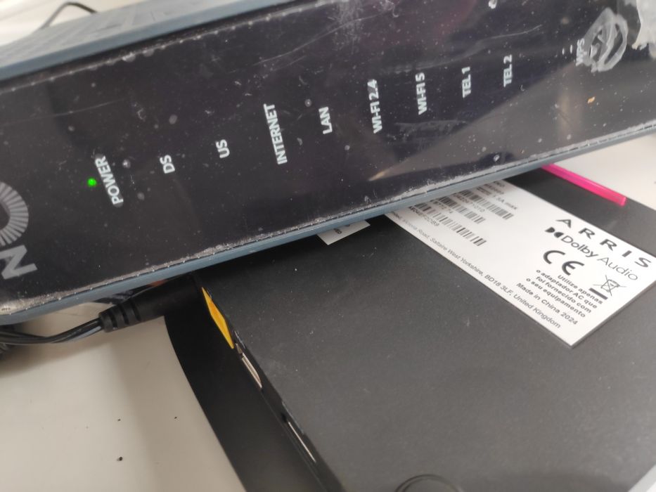 Router e box a funcionar