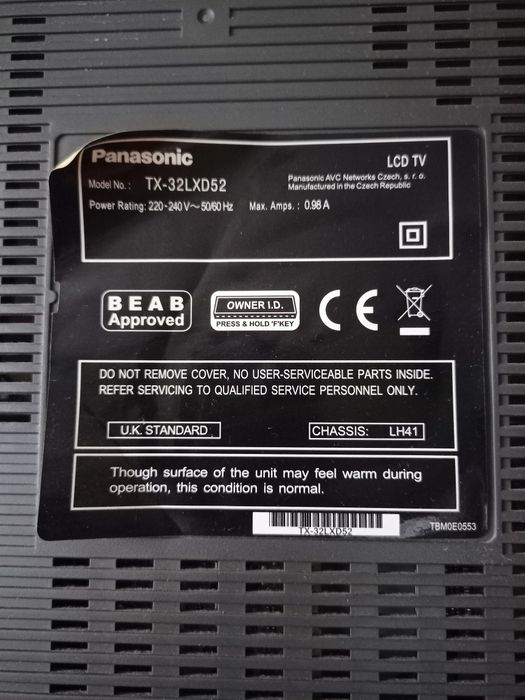 Telewizor Panasonic Viera 32 cale LCD model TX-32LXD52 z Anglii WARTO