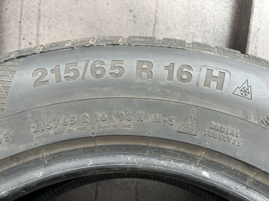 Резина 215/65 R16 Continental 4 зимние шины