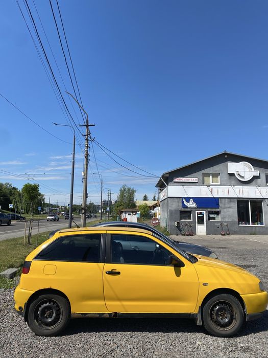 SEAT Ibiza 1999 1,4 бензин