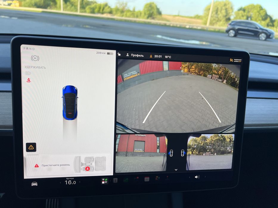 Tesla Model Y 2023р.