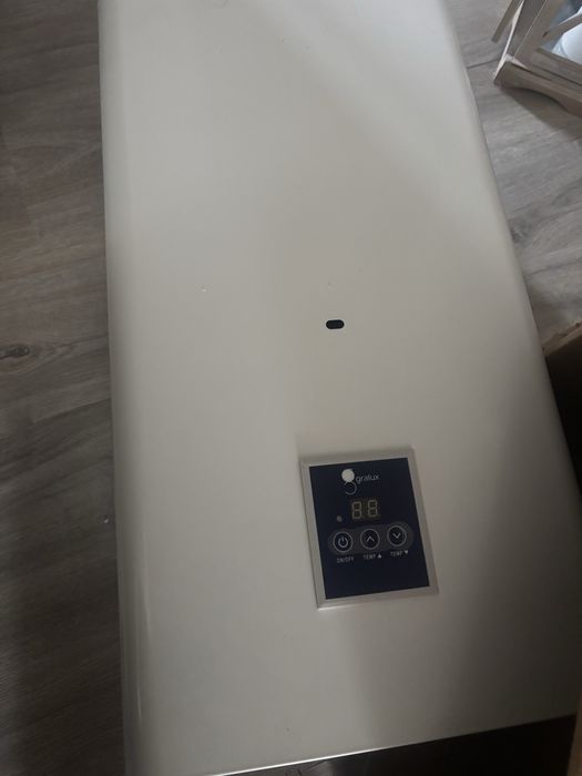 Vende se esquentador como novo