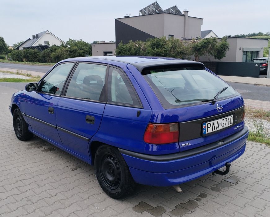 Opel Astra f hatchback 1996r.