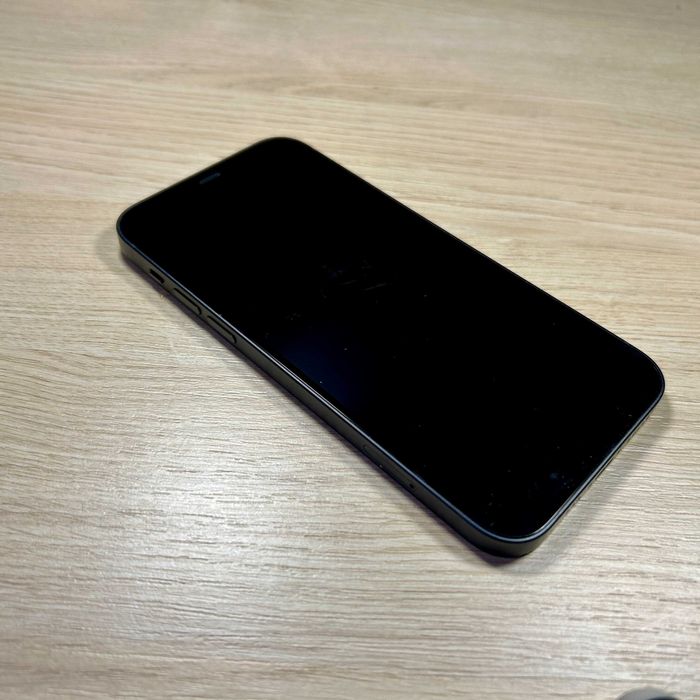 iPhone 12 - Waw - Osobiście