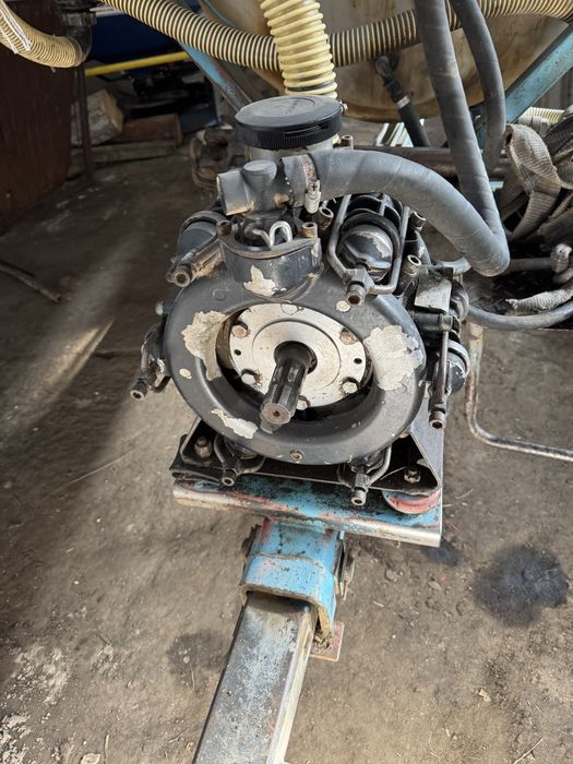 оприскувач 2000 л оп