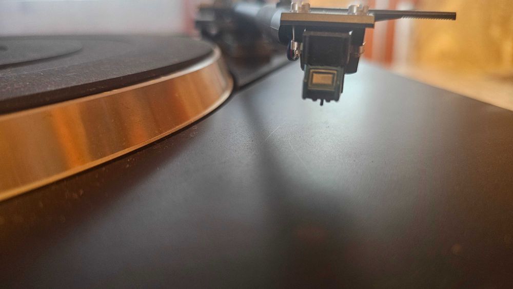 Gramofon Onkyo CP1116A