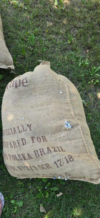 jutowa poduszka ogrodowa, pufy ogrodowe, worki jutowe