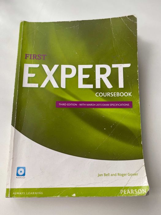 First Expert Coursebook i Student's resource book