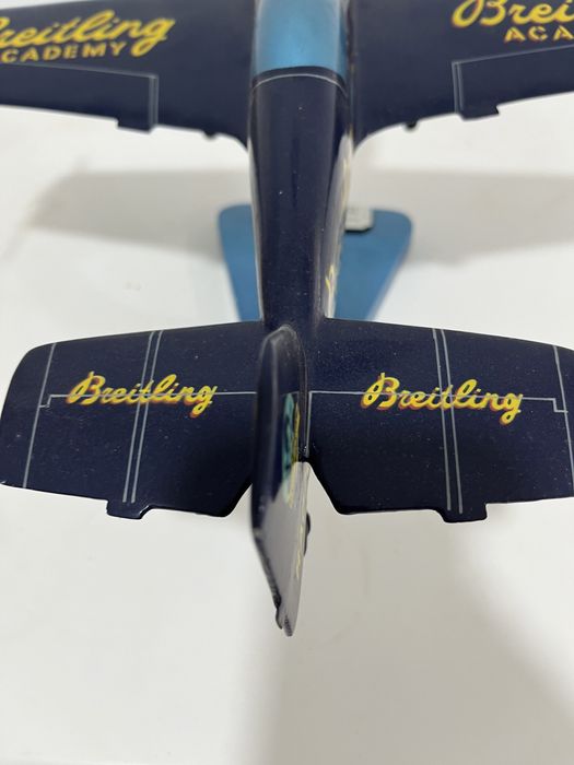 Avião bibliot promocional