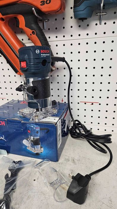 Frezarka Bosch GLF 55-6 550W