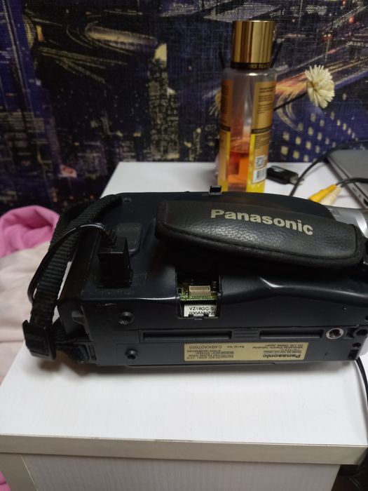 Продам відеокамеру Panasonik