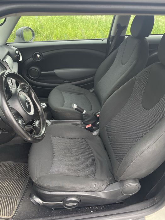 Mini Cooper 1.6 HDI (Motor PSA) – Económico e Fiável