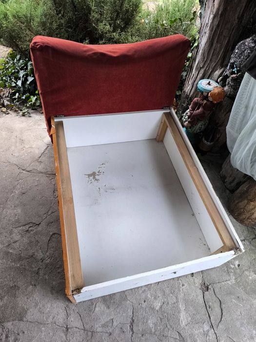 Продам диван-малютку під реставрацію