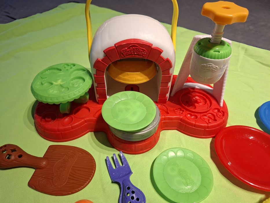 Pizza piecyk ciatsolina Play- Doh + dodatki