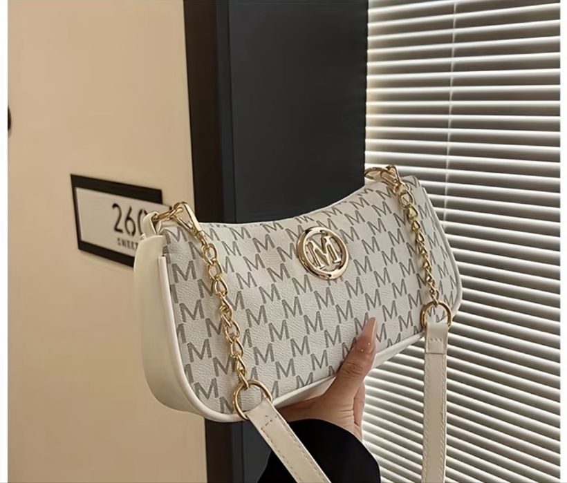 Mala Nova giríssima