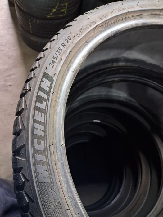 245/35 R20Шини б/у  Michelin Cross Climate 2 SUV ПАРА