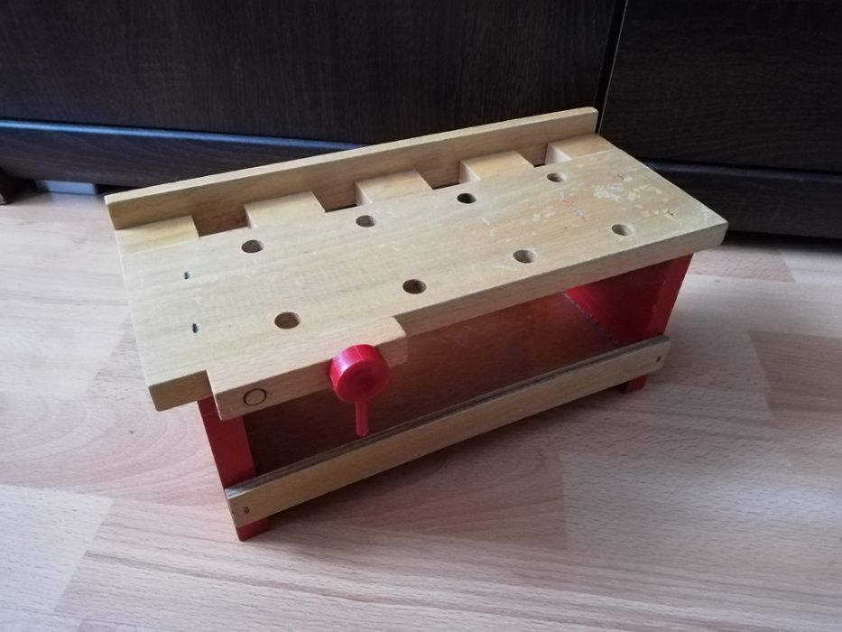 drewniany stoliczek - mini warsztat dla dziecka prl